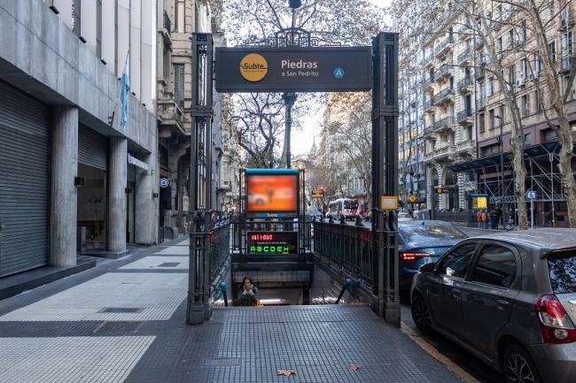 Por obras cierran la estación de subte Piedras, de la ciudad de Buenos Aires