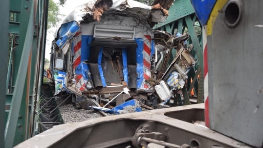 Procesan a trabajadores ferroviarios por el choque de trenes en Palermo