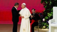 Antonio Banderas en un encuentro con el papa León: La IA debe estar «al servicio del ser humano y no al revés»
