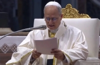El papa advirtió que «los tiranos están asolando el mundo»