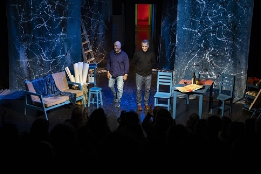 Últimas funciones de “La lluvia seguirá cayendo” en el Teatro Beckett