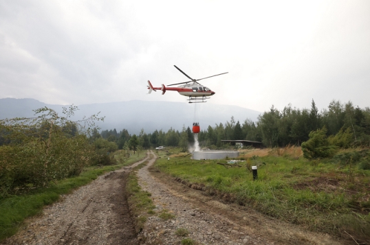 Río Negro: Continúan combatiendo el incendio en El Bolsón