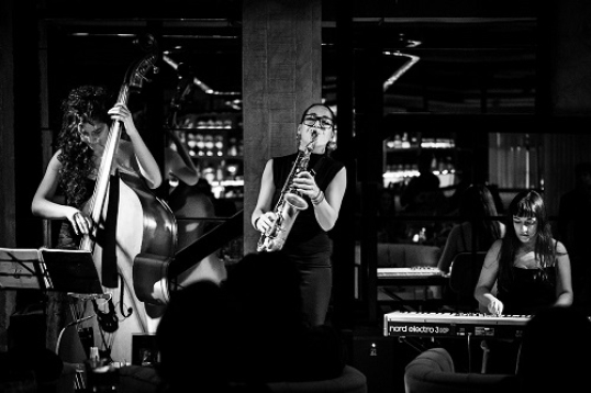 Argentas Jazz Trío se presenta en el ciclo Tardes de jazz