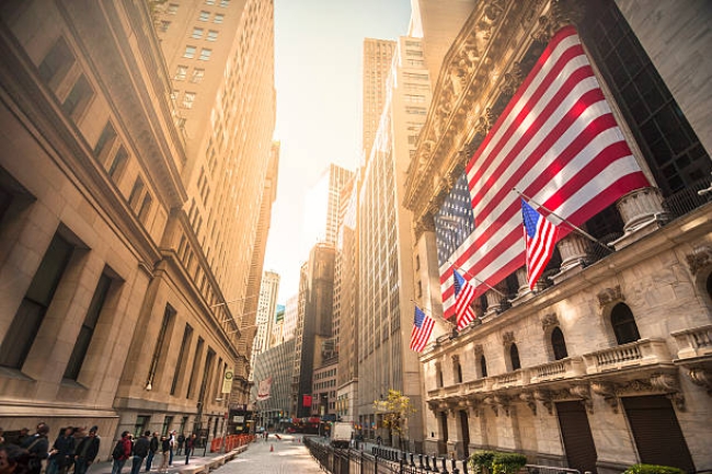Se derrumbaron las acciones argentinas hasta un 10,2% en Wall Street y sube el riesgo país