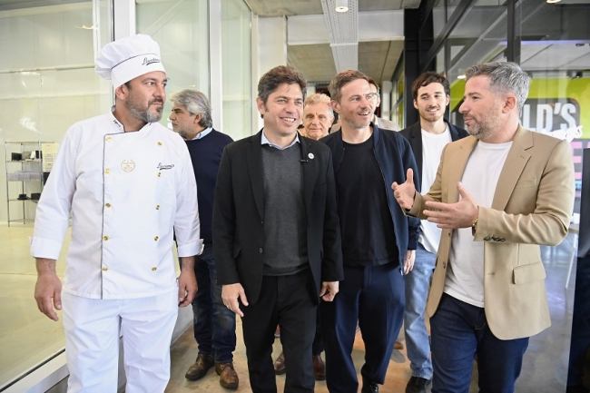 Axel Kicillof recorrió fábricas en el Parque Industrial de Mar del Plata
