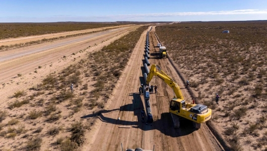 Continúa la obra del oleoducto Vaca Muerta Sur, Punta Colorada, en Río Negro