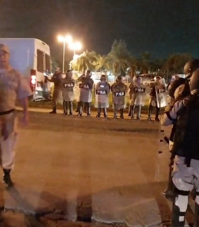 Huelga nacional aeitera: Un grupo «antipiquete» de la PNA reprimió a los trabajadores Aceiteros