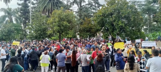 Jujuy: Familiares de la policía en actividad y retirados marcharon por mejoras salariales
