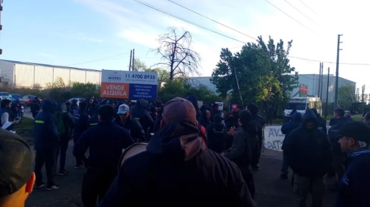 Despedidos en Ilva: Los extrabajadores le piden al juez una «urgente» resolución