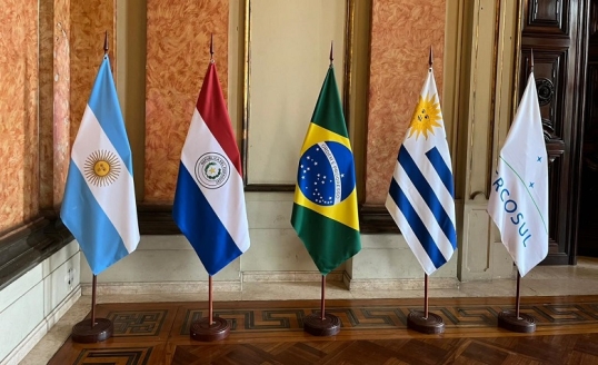 Advierten que salir del Mercosur tendría un “costo muy importante” para Argentina