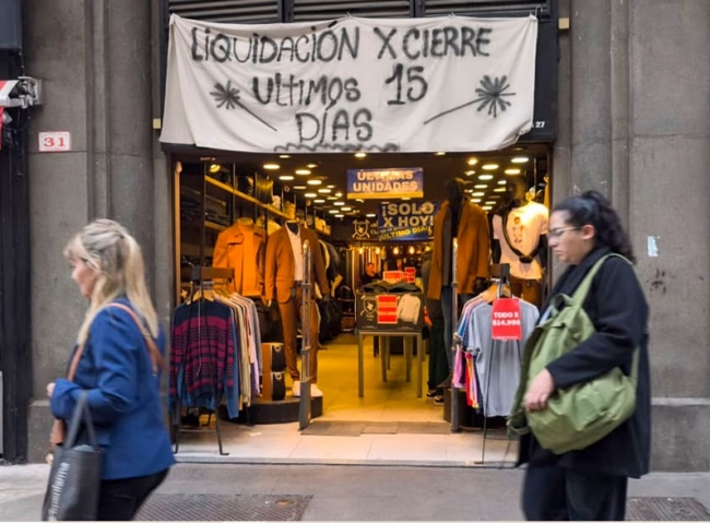 Se deteriora la popularidad de Milei, se vincula a la falta de soluciones económicas