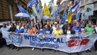 Paro nacional en Rosario: Realizan una importante la movilización y acto contra el Gobierno de Milei