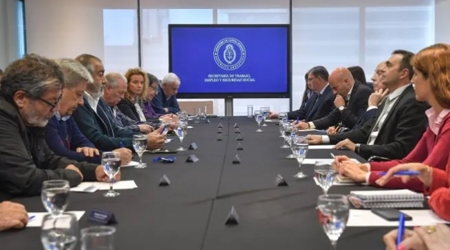 La CGT no seguirá en la mesa del «'diálogo social'» por la falta de respuestas del Gobierno a sus reclamos por Ganancias