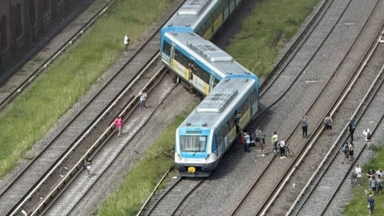 Descarriló una formación del Tren Sarmiento en Liniers, 19 heridos