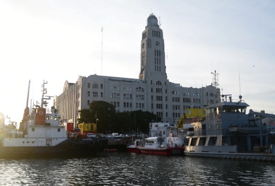 Uruguay: La justicia ordenó buscar restos de desaparecidos de la dictadura en un predio de la Armada