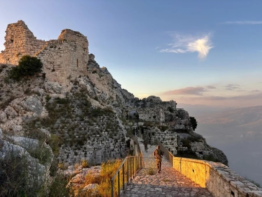 Líbano: Israel toma el estratégico castillo de Beaufort e intensifica sus ataques