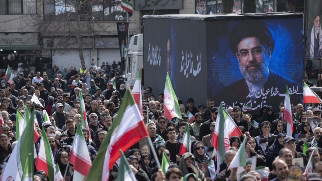 La dura advertencia del líder supremo iraní a los extranjeros «malvados»