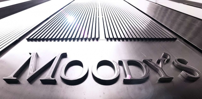 Moody's advirtió que a las pequeñas empresas les resultará «más difícil volver a los mercados internacionales de capitales en 2025»