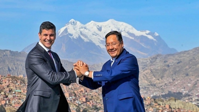 Bolivia y Paraguay acuerdan comerciar en monedas nacionales