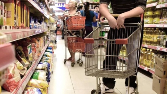 Una familia tipo necesitará más de $2 millones en marzo para afrontar el costo de los servicios