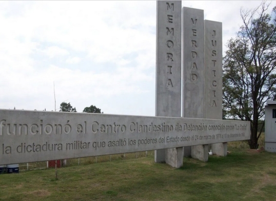 Córdoba: La Justicia confirmó la identificación de 12 cuerpos enterrados clandestinamente en el predio La Perla