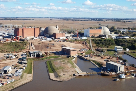 Presentan un nuevo amparo judicial para frenar la venta de Nucleoléctrica