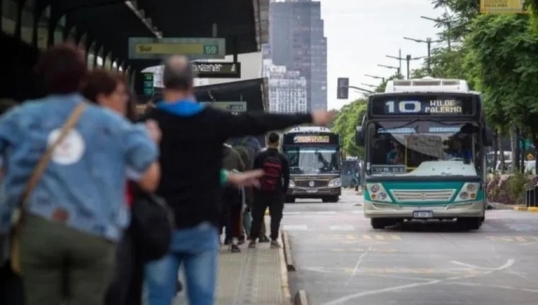 Se viene un nuevo aumento del transporte público
