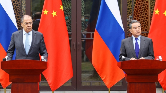 Rusia y China condenan los ataques de EE.UU. e Israel contra Irán