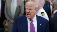 Trump pidió a Irán dejar de cobrar «tasas» a los barcos petroleros