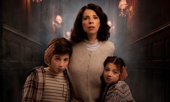 Llega a las salas el film “Bajo tus pies”, con Maribel Verdú, Urko Olazabal y Sofía Otero