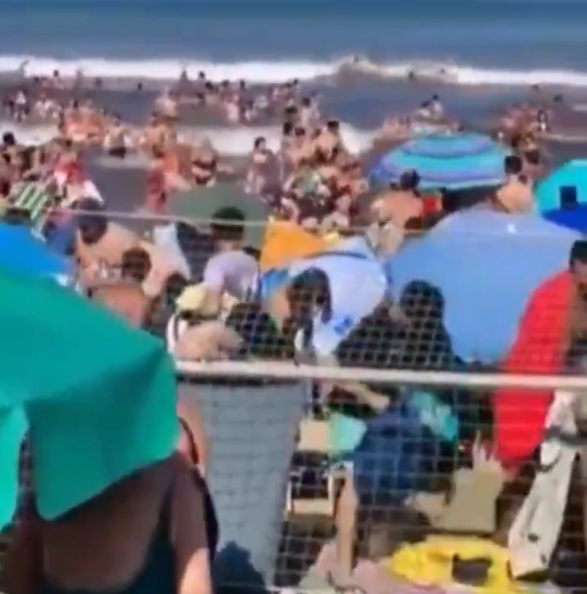 Un fuerte oleaje en Santa Clara del Mar, deja el saldo de un muerto y varios heridos