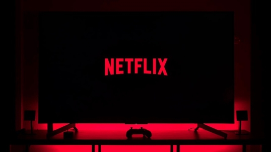 Santa Fe: El gobierno pretende cobrarle Ingresos Brutos a plataformas de streaming y viajes radicadas en el exterio