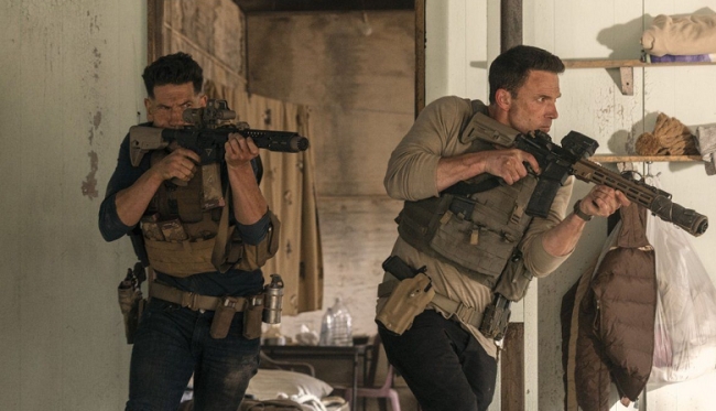 Llega a las salas el film «El Contador 2», con Ben Affleck, Jon Bernthal, Daniella Pineda