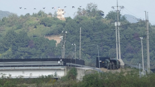 Corea del Sur lanza disparos de advertencia tras explosiones de rutas fronterizas