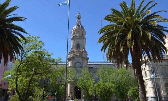 Alerta amarilla en Bahía Blanca: el Municipio suspende este lunes todas las actividades desde las 14