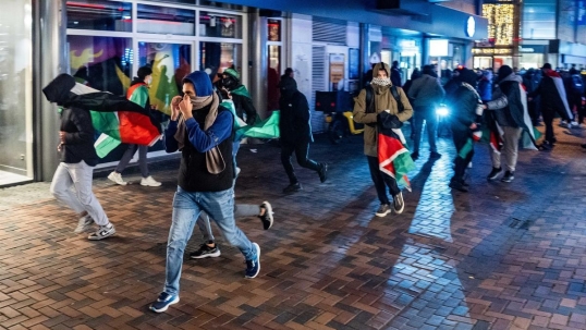 Ámsterdam: Atacaron a hinchas de un equipo israelí luego de un partido