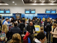 Se lleva adelante el paro de pilotos de Aerolineas Argentinas en Aeroparque y Ezeiza