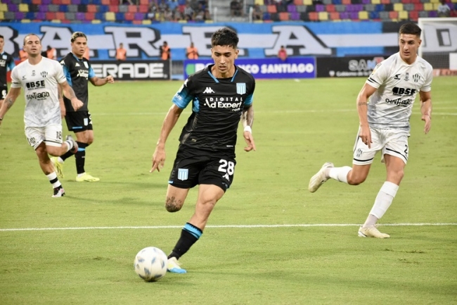 Liga Profesional de Fútbol: Racing enfrenta a Central Córdoba