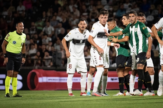 Liga Profesional de Fútbol: Platense enfrenta a Banfield