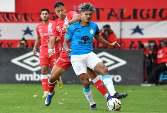 Torneo apertura: Belgrano en los penales eliminó a Argentinos y juega la final con River