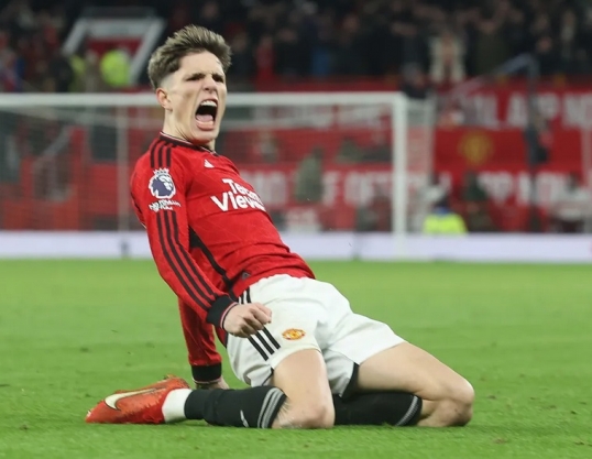 Premier League: Manchester United de Alejandro Garnacho y Lisandro Martínez, recibe al Fulham, en la primera fecha del torneo