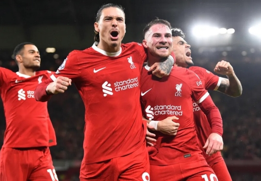 Premier League: Everton recibe al Liverpool, Aston Villa al Southampton, Manchester United al Nottingham
