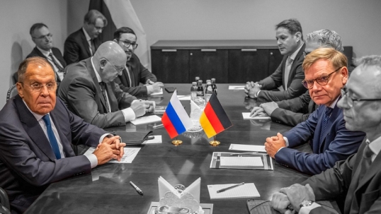 Zajárova habla de la reunión del ministro alemán de Exteriores con Lavrov