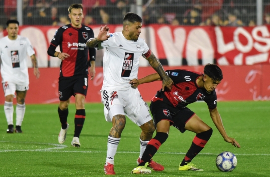 Torneo clausura de fútbol: Newell's Old Boys derrotó a Riestra