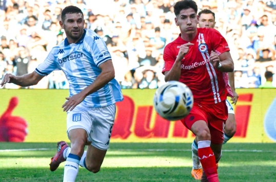 Torneo clausura de fútbol: Racing visita a Argentinos Juniors