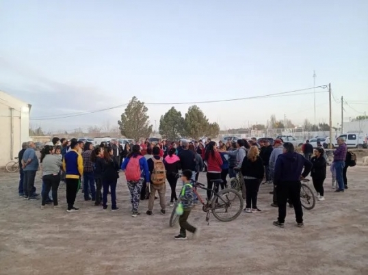 Río Negro: Un pueblo se rebela contra el tarifazo, llegan facturas de luz de más de un millón