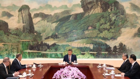 «Las relaciones entre Rusia y China desempeñan un papel estabilizador en los asuntos mundiales» afirmó Lavrov