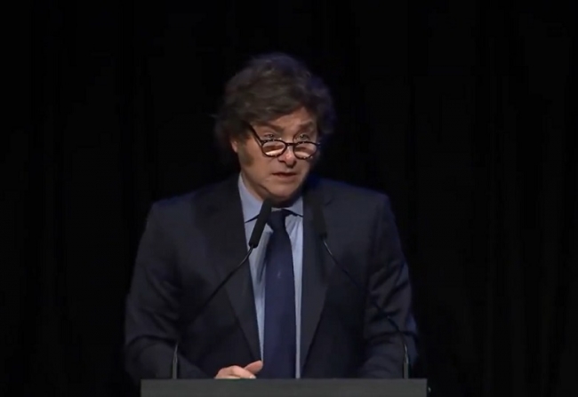 Javier Milei: «Si tengo que vetar a jubilados y a los farsantes lo voy a hacer»