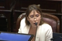 La senadora, Cristina López calificó al presidente de «enfermo mental» y pidió pensar en un juicio político