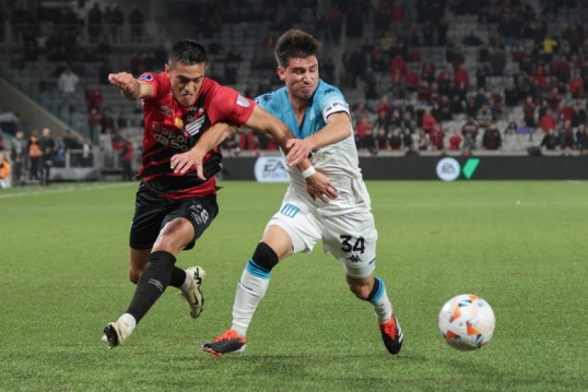 Copa Sudamericana 2024: Racing recibe al Athletico Paranaense, en el partido de vuelta de los cuartos de final